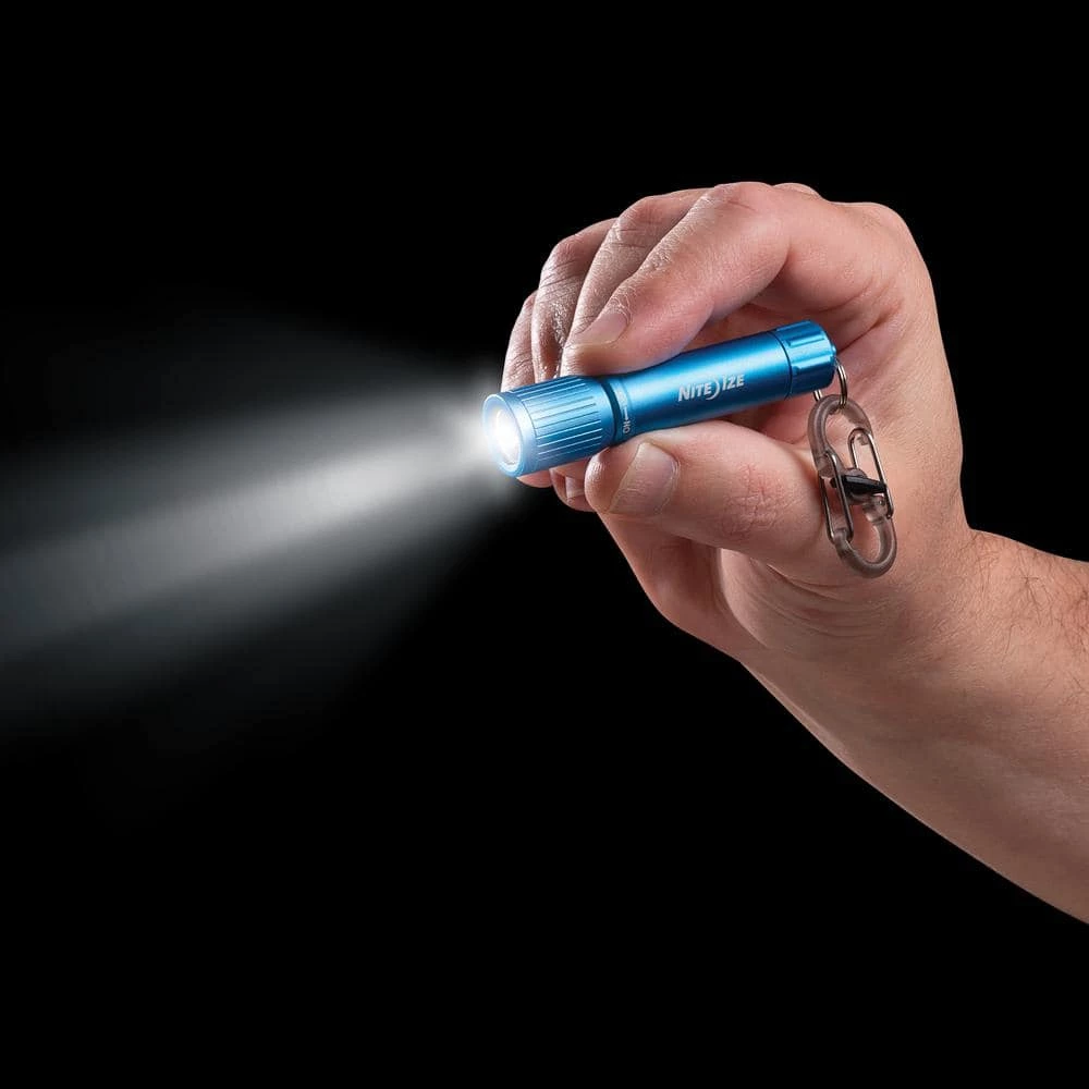 Radiant 100 Keychain Flashlight in Blue by Nite Ize - Image 5